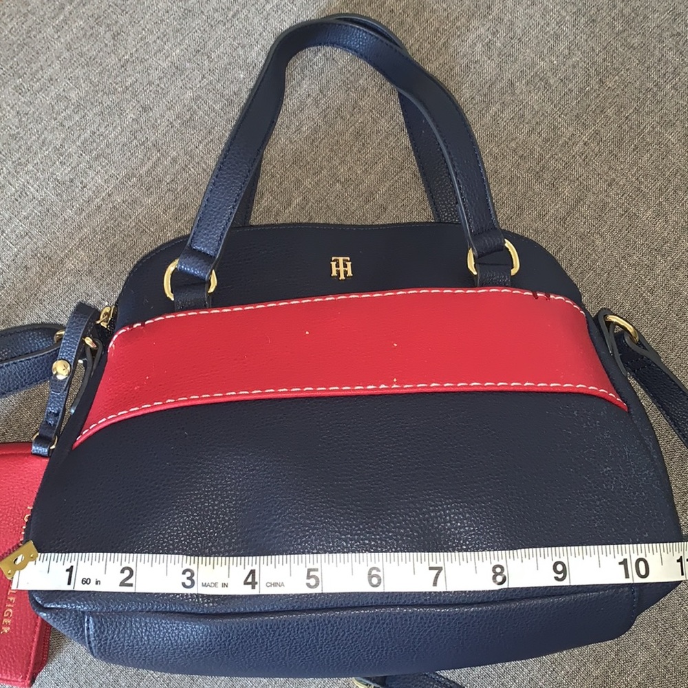 Tommy Hilfiger / Satchel & Pouch - Picture 8 of 10